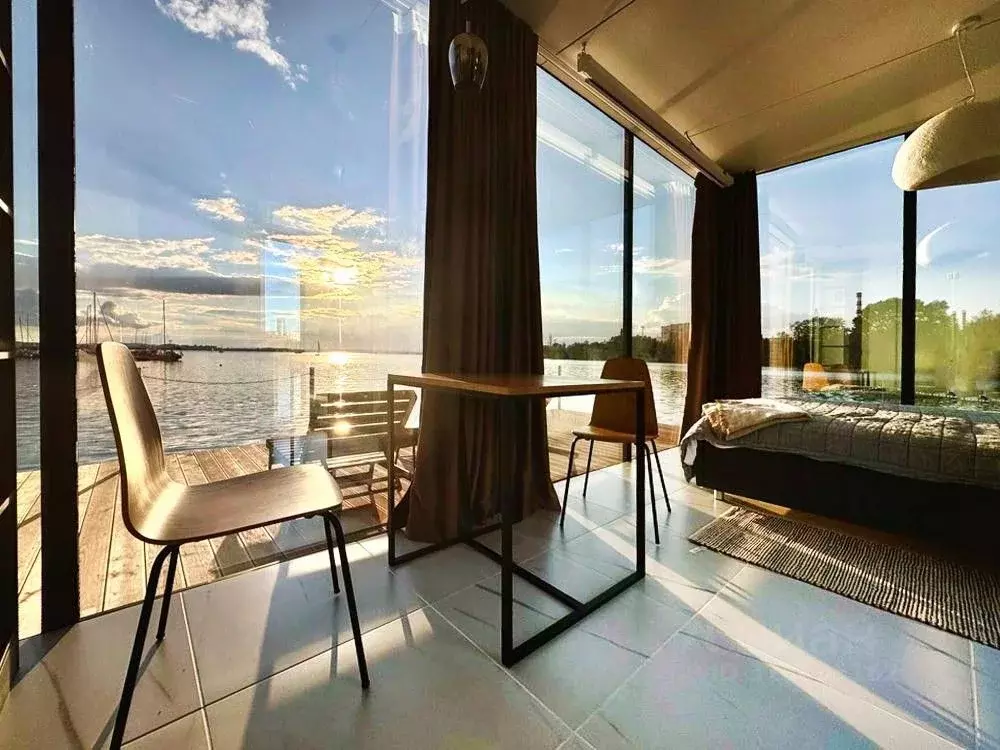 Дом в Свердловская область, Екатеринбург ул. Кирова, 40Б (20 м) - Фото 1