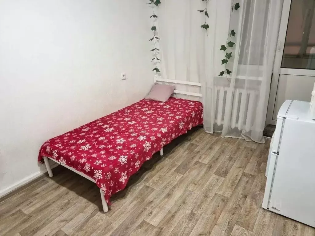 Комната Свердловская область, Екатеринбург ул. Московская, 58 (10.0 м) - Фото 2