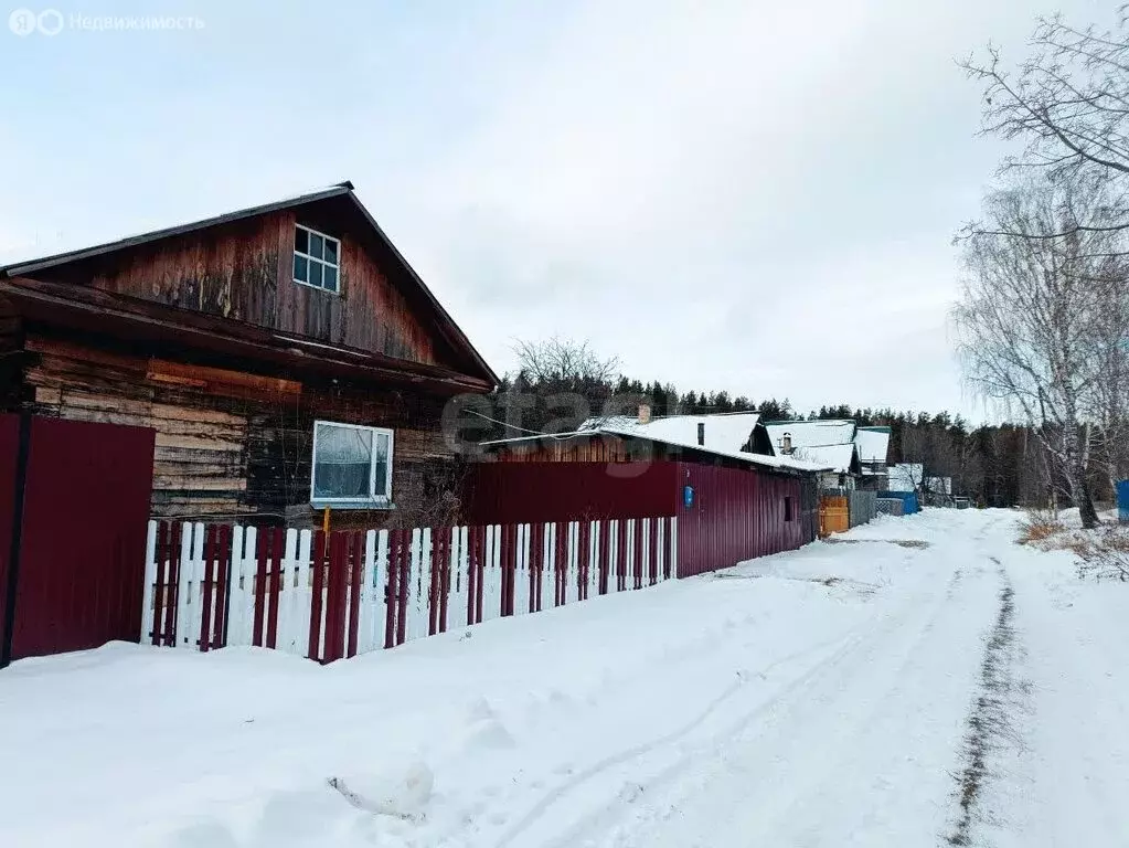 Дом в Курганская область, Каргапольский муниципальный округ, рабочий ... - Фото 1