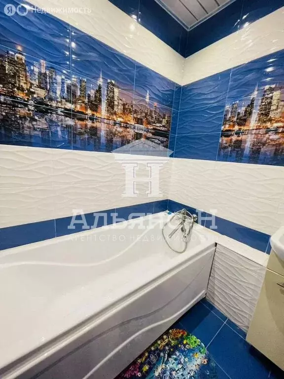 2-комнатная квартира: Азов, переулок Степана Разина, 15 (63 м) - Фото 1