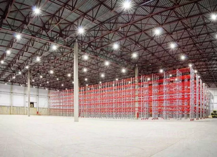 Склад в Московская область, Наро-Фоминский городской округ, д. Свитино ... - Фото 1