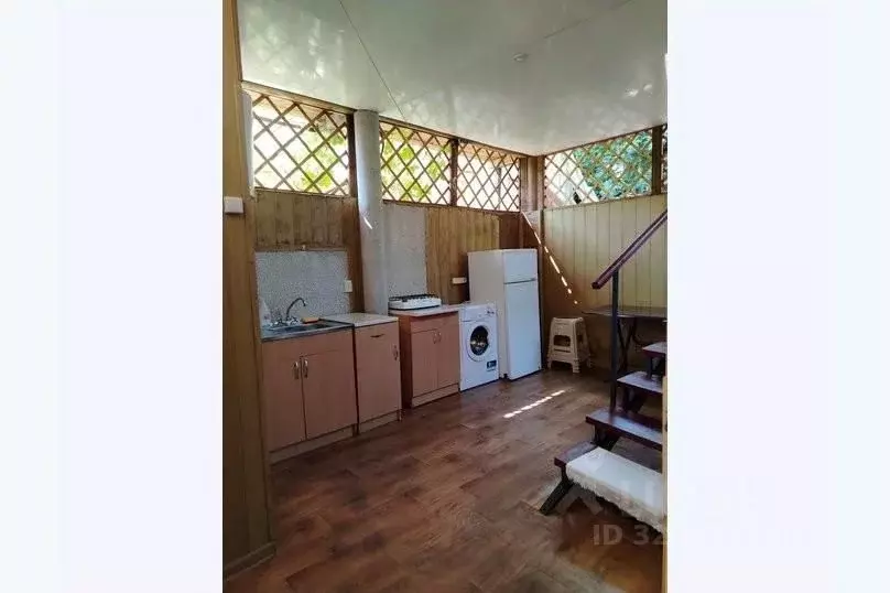 Дом в Крым, Ялта муниципальный округ, Симеиз пгт  (10 м) - Фото 2