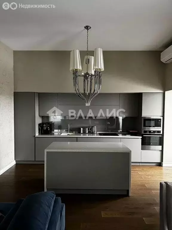 3-комнатная квартира: Вологда, набережная 6-й Армии, 25 (94 м) - Фото 1