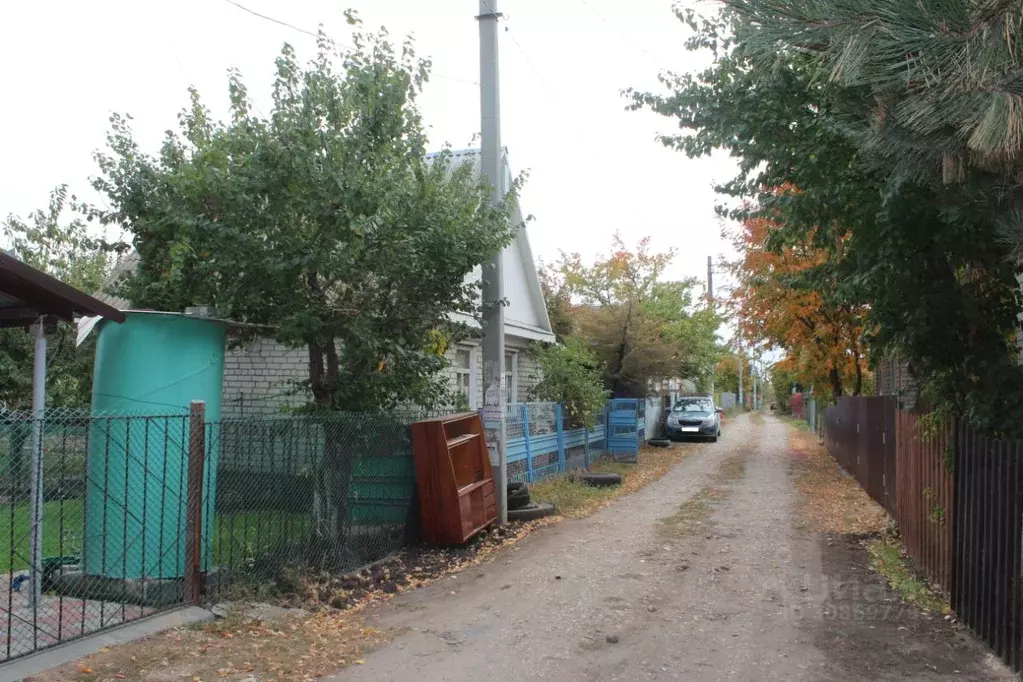 Дом в Саратовская область, Энгельсский район, Красноярское ... - Фото 1