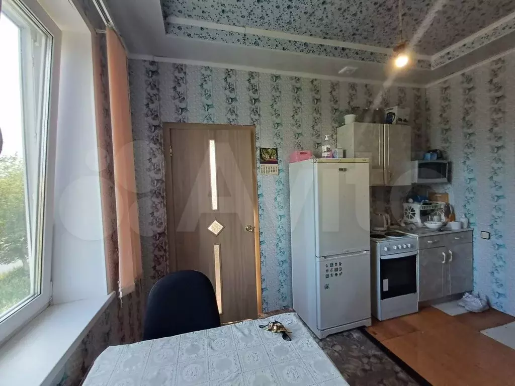 Комната 28,7 м в 4-к., 2/2 эт. - Фото 0