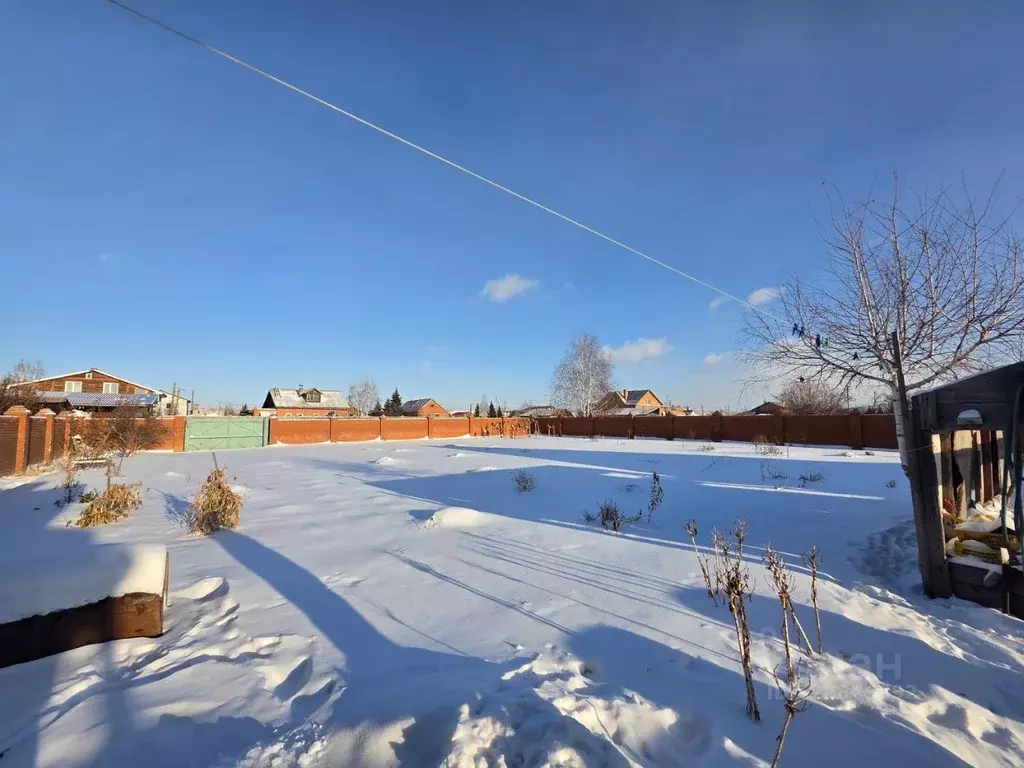 Дом в Красноярский край, Красноярск городской округ, д. Минино ул. ... - Фото 1