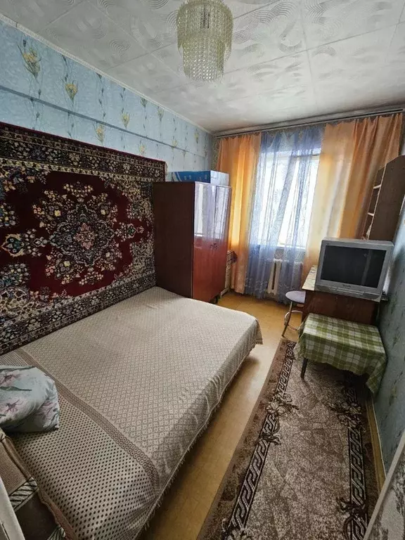 Комната Омская область, Омск 3-й мкр, ул. Путилова, 6 (10.0 м) - Фото 1