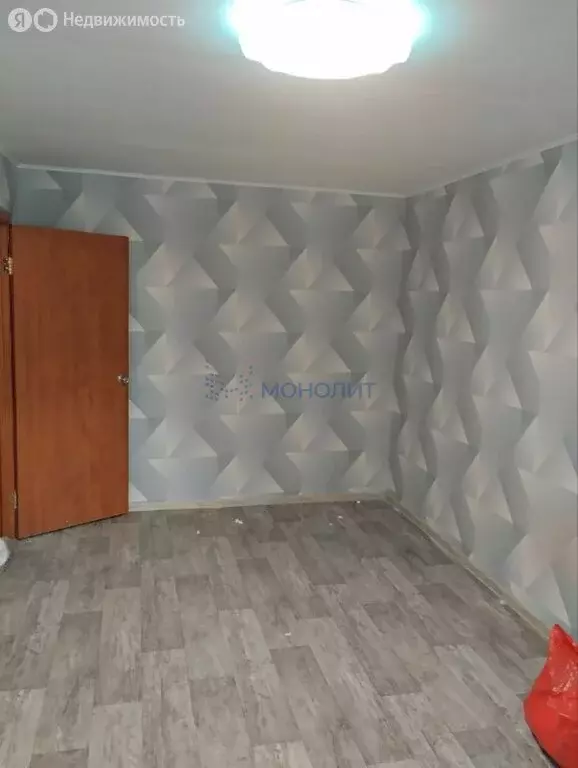 3-комнатная квартира: Нижний Новгород, жилой район Щербинки, ... - Фото 2