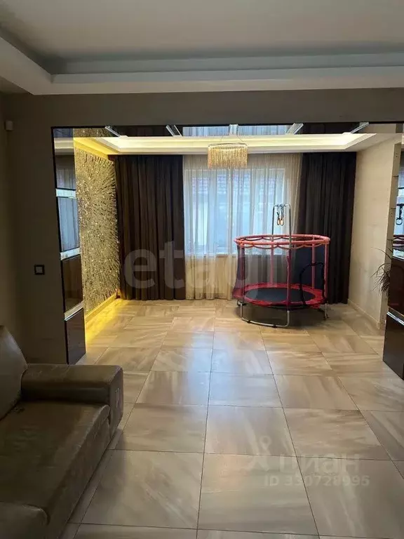 Дом в Ставропольский край, Ессентуки ул. Комарова (735 м) - Фото 1