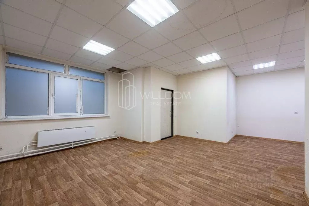 Помещение свободного назначения в Свердловская область, Екатеринбург ... - Фото 2