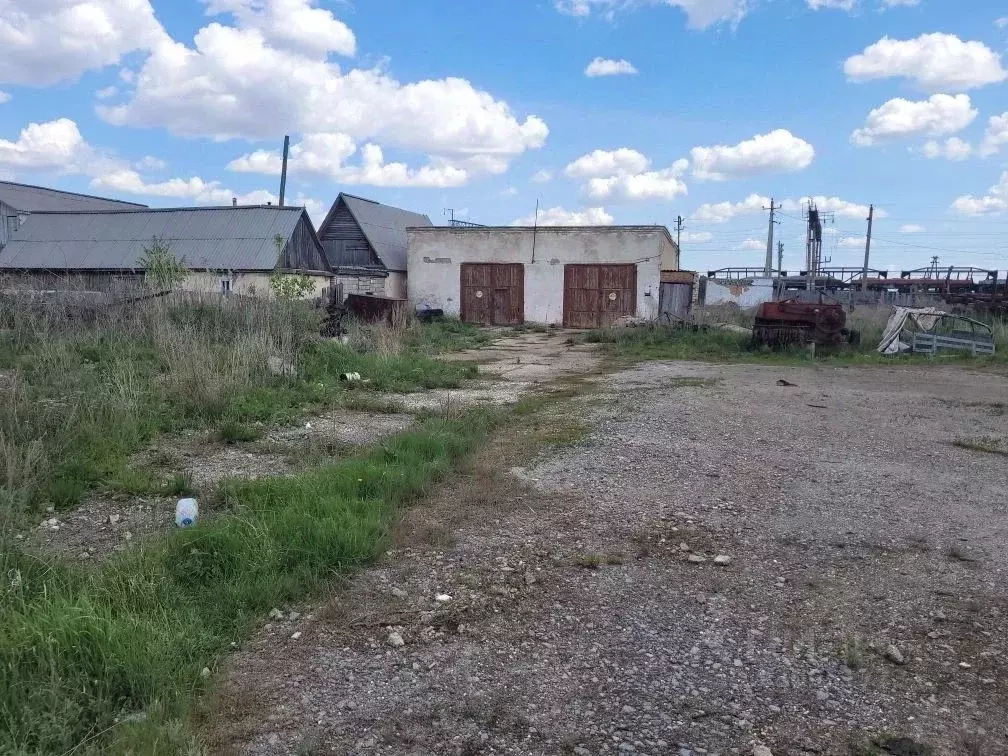 Гараж в Челябинская область, пос. Бреды ул. Станционная, 35кв1 (102 м) - Фото 1