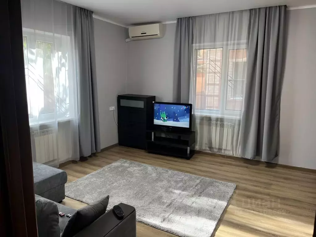 1-к кв. Краснодарский край, Краснодар 1 Мая ул., 114 (41.0 м) - Фото 1