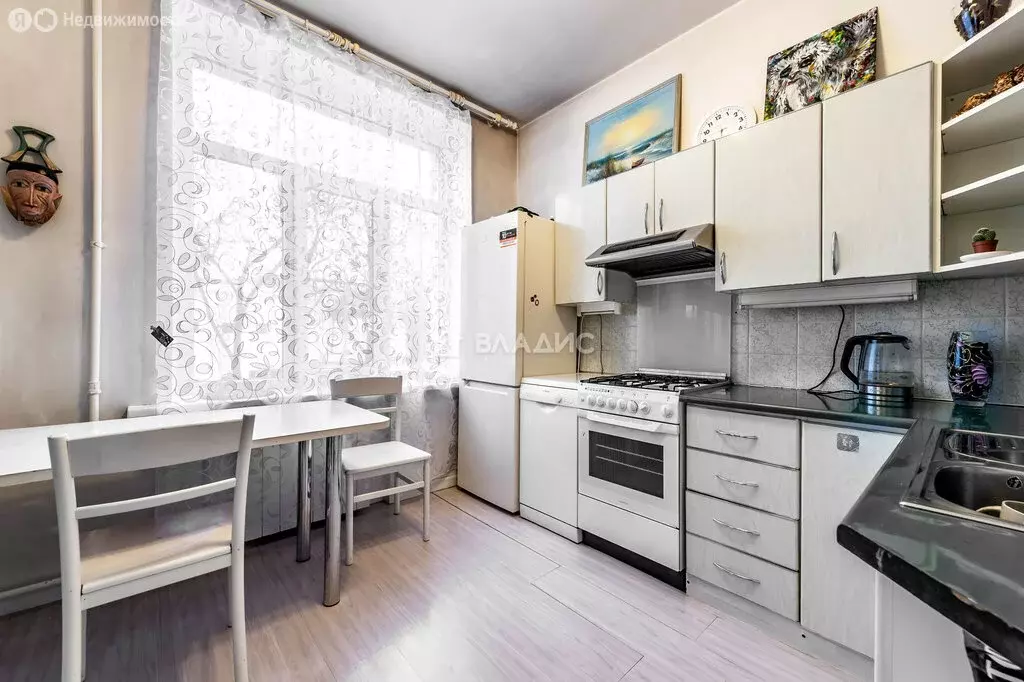 1-комнатная квартира: Санкт-Петербург, Бассейная улица, 61 (56.2 м) - Фото 1