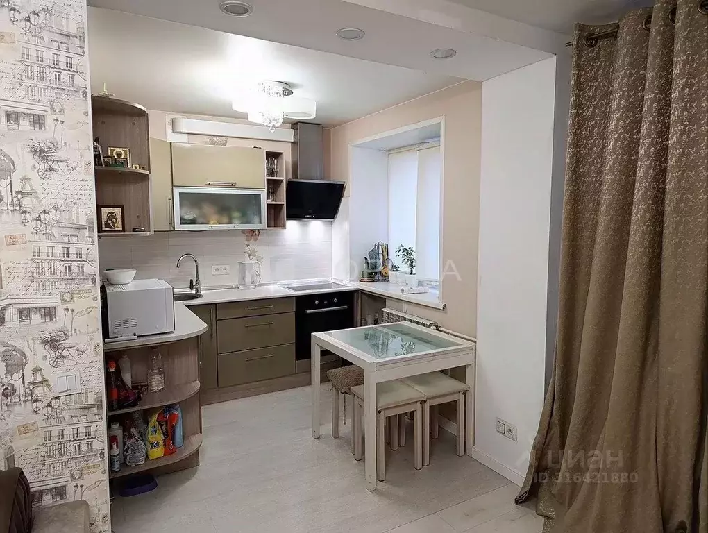 3-к кв. Томская область, Томск ул. Карташова, 35 (56.0 м) - Фото 1