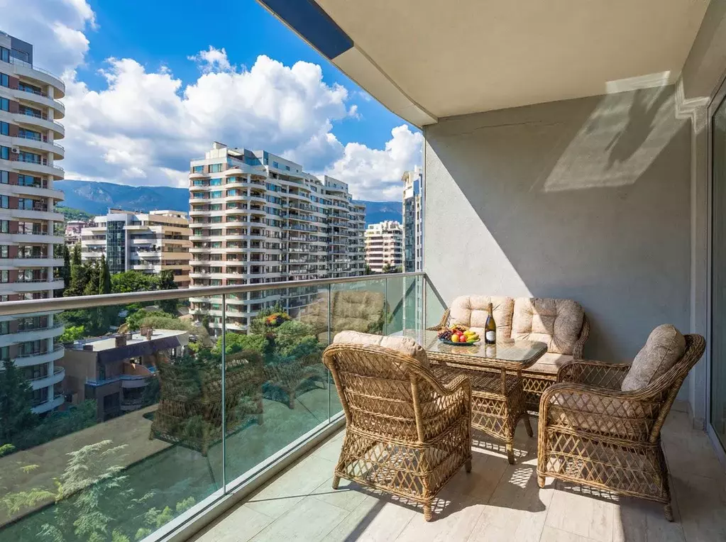 Студия Крым, Ялта Приморский парк имени Гагарина кв-л, 9 (42.0 м) - Фото 1