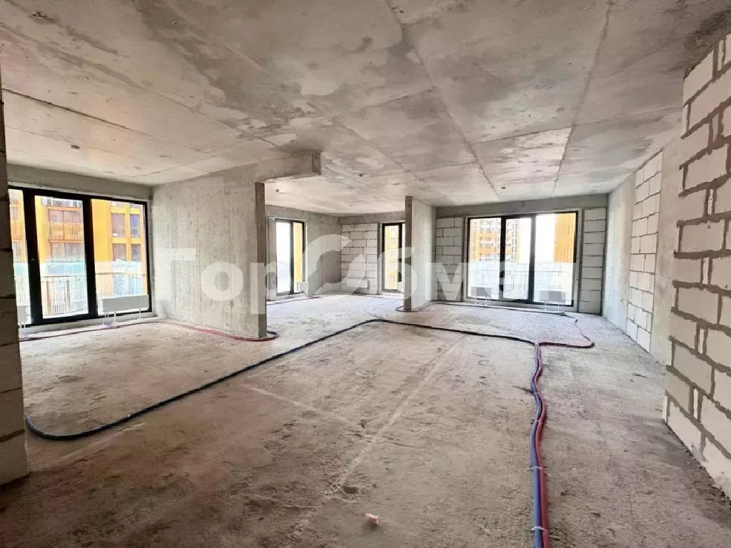 Продается 3-комнатная квартира - Фото 1