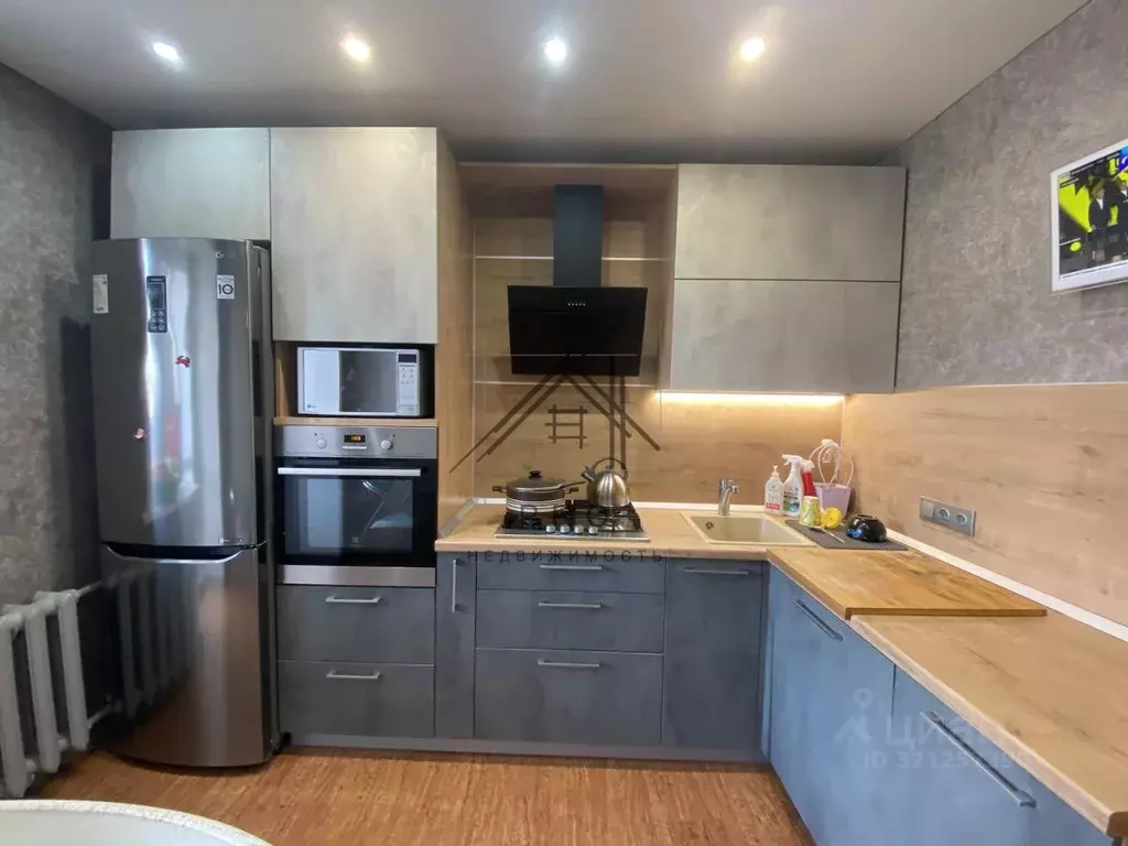 2-к кв. Ярославская область, Ярославль ул. Победы, 33 (67.0 м) - Фото 2