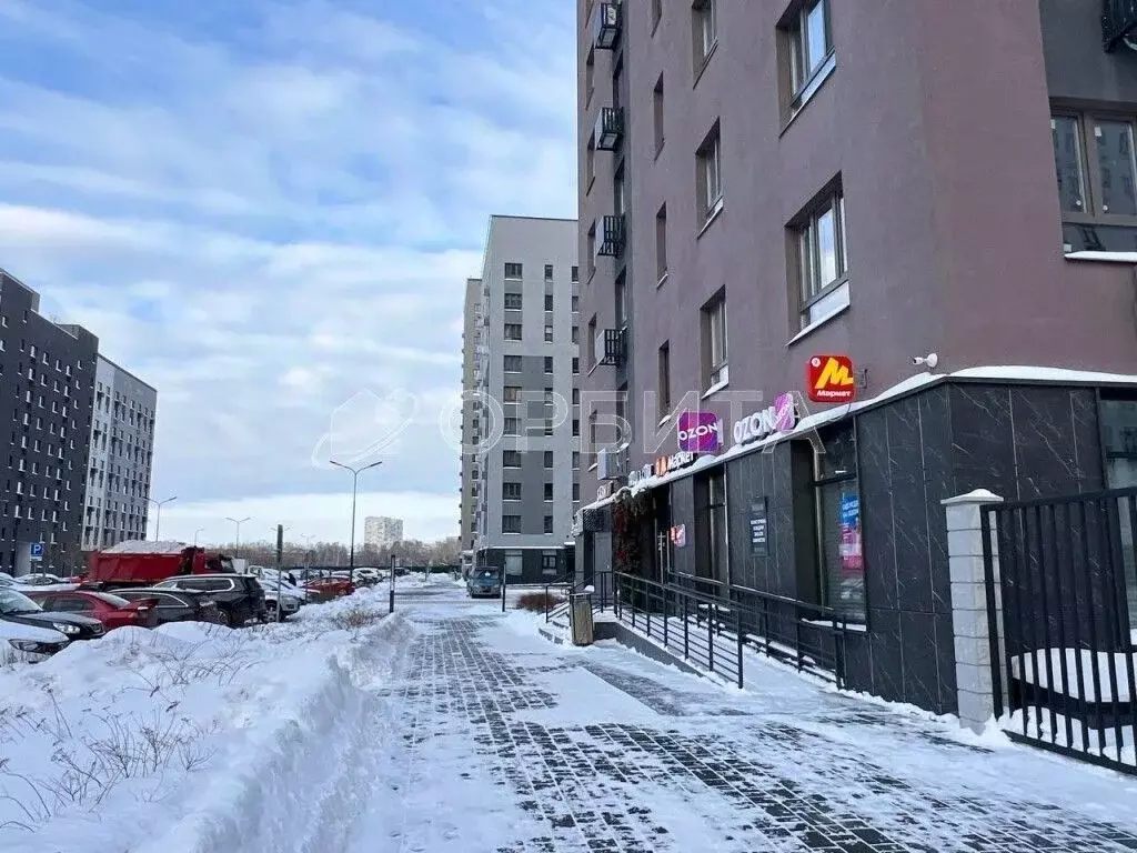 Помещение свободного назначения в Тюменская область, Тюмень ул. ... - Фото 1