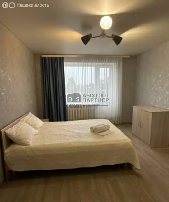 3-комнатная квартира: Великий Новгород, район Софийская сторона, ... - Фото 2