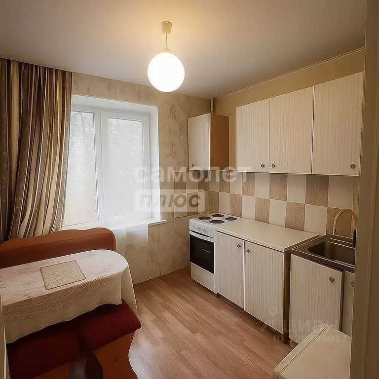 1-к кв. Челябинская область, Челябинск ул. Братьев Кашириных, 101а ... - Фото 1