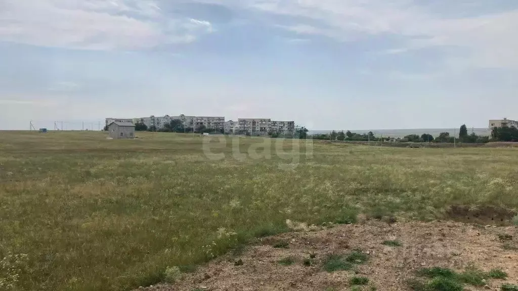 Участок в Крым, Евпатория городской округ, Новоозерное пгт, Озерный ... - Фото 1