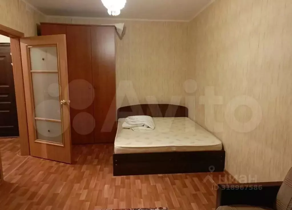 1-к кв. Курская область, Курск просп. Вячеслава Клыкова, 17 (36.0 м) - Фото 0