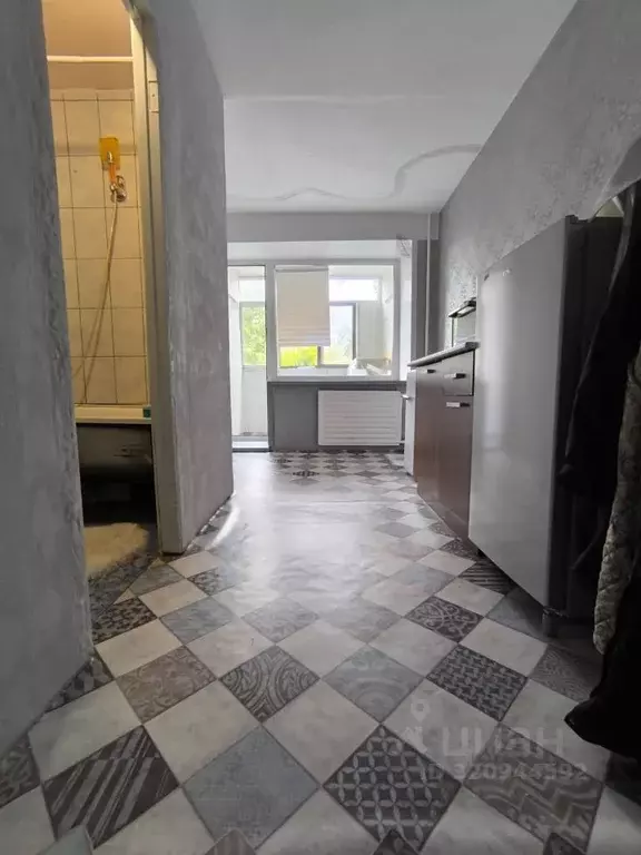 Студия Омская область, Омск ул. Куйбышева, 150 (25.4 м) - Фото 1