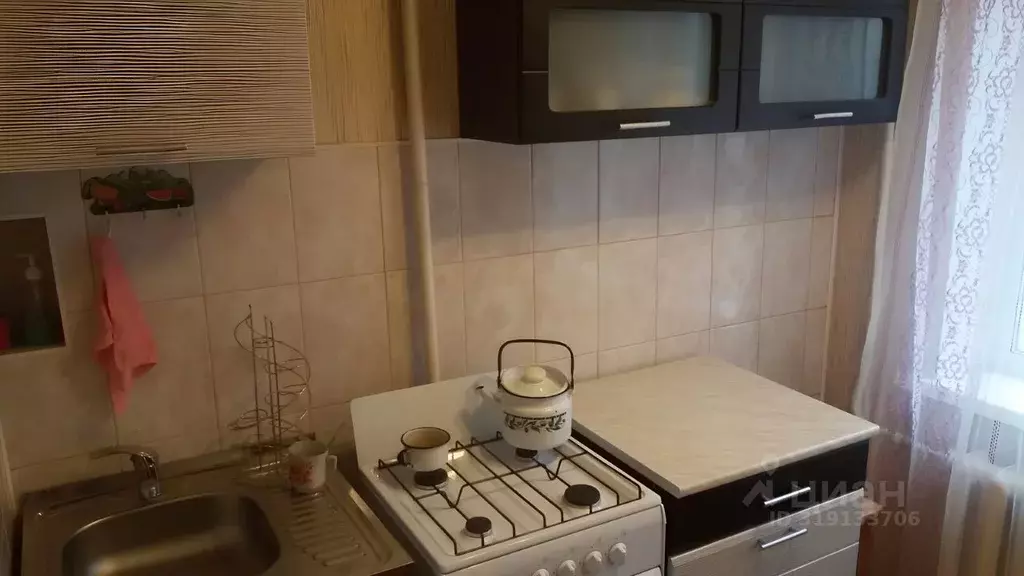 1-к кв. Коми, Сыктывкар Школьный пер., 7 (32.0 м) - Фото 0
