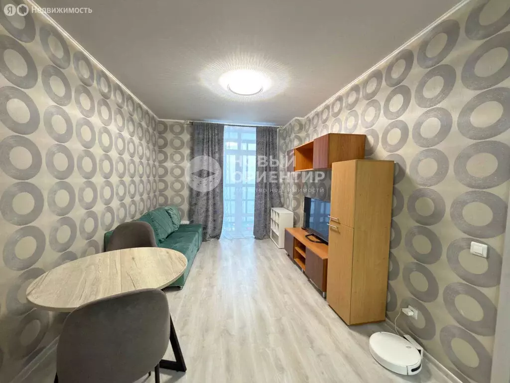 2-комнатная квартира: Екатеринбург, улица Данилы Зверева, 17А (59.7 м) - Фото 1