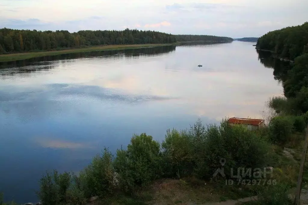 Дом в Ленинградская область, Каменногорск Выборгский район,  (200 м) - Фото 1