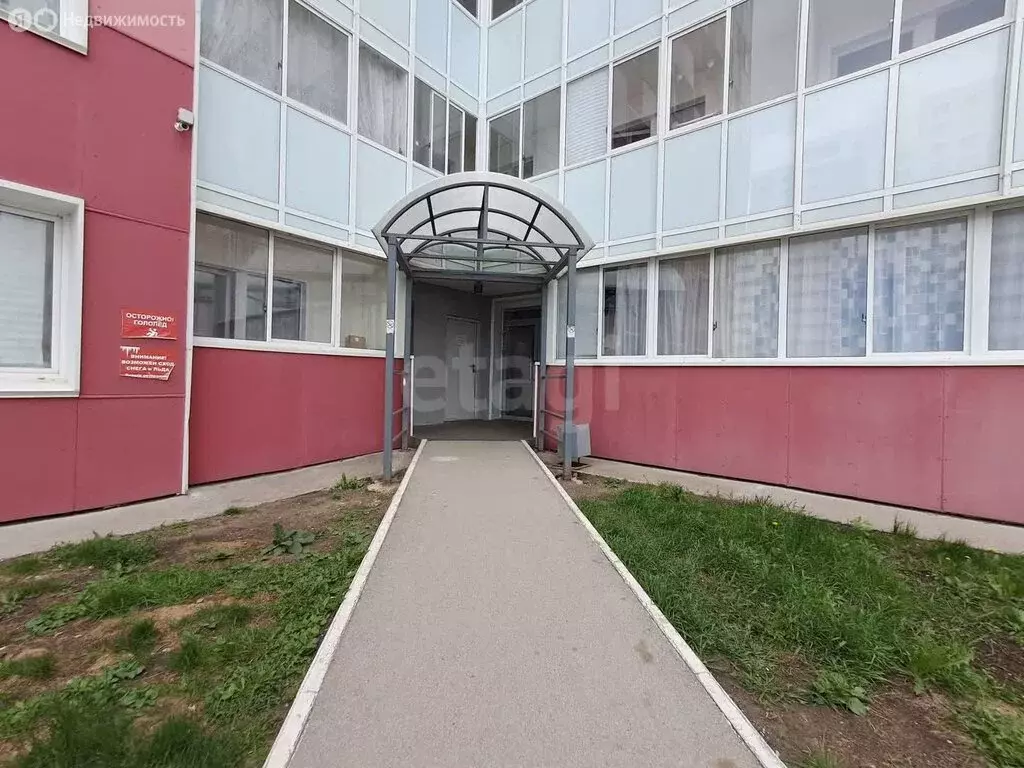 2-комнатная квартира: Пермь, улица Красные Казармы, 68 (57.6 м) - Фото 1