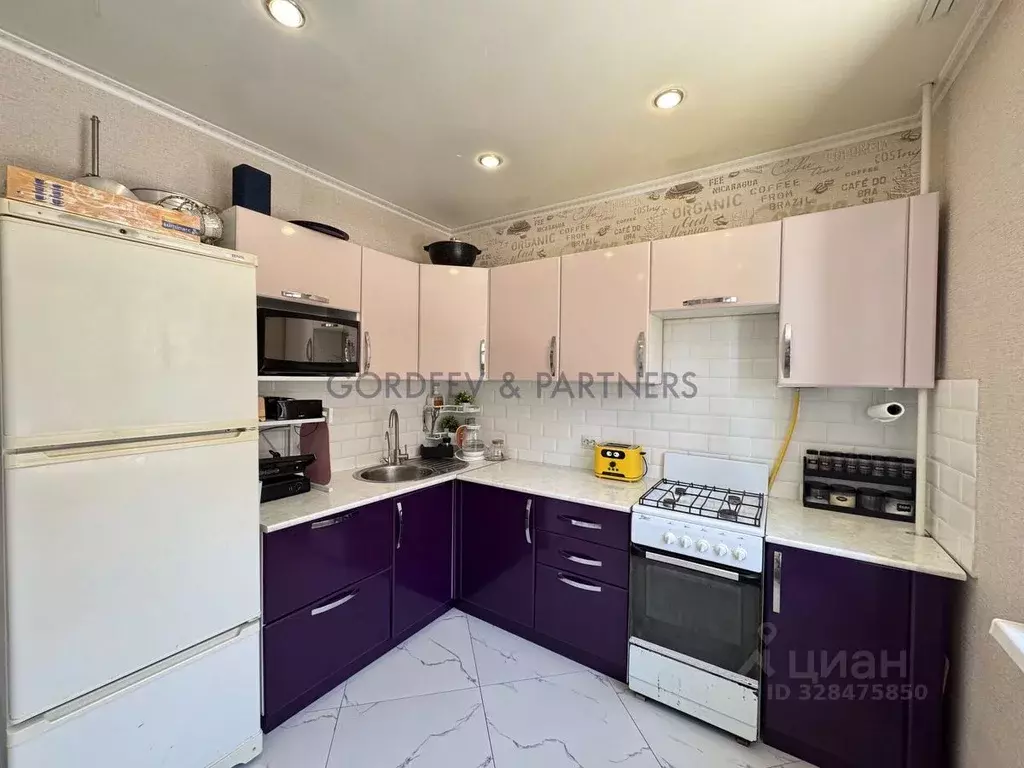 3-к кв. Татарстан, Зеленодольский район, Осиновское с/пос, с. Осиново ... - Фото 1