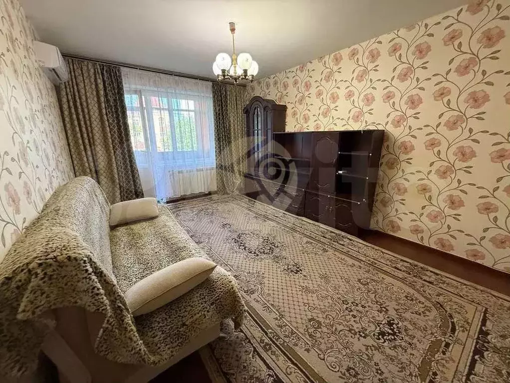 1-к. квартира, 37,6 м, 1/9 эт. - Фото 0