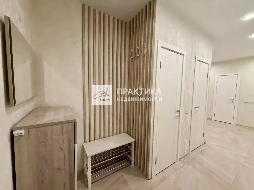Продается 3-комнатная квартира - Фото 1
