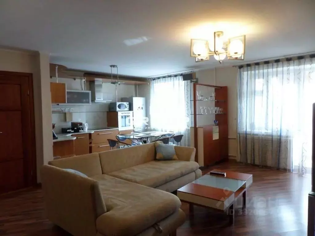 2-к кв. Татарстан, Казань ул. Юлиуса Фучика, 53 (79.8 м) - Фото 1