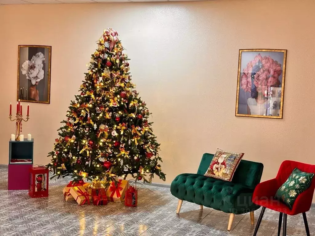 Комната Ленинградская область, Тихвин 3-й мкр, 36А - Фото 2