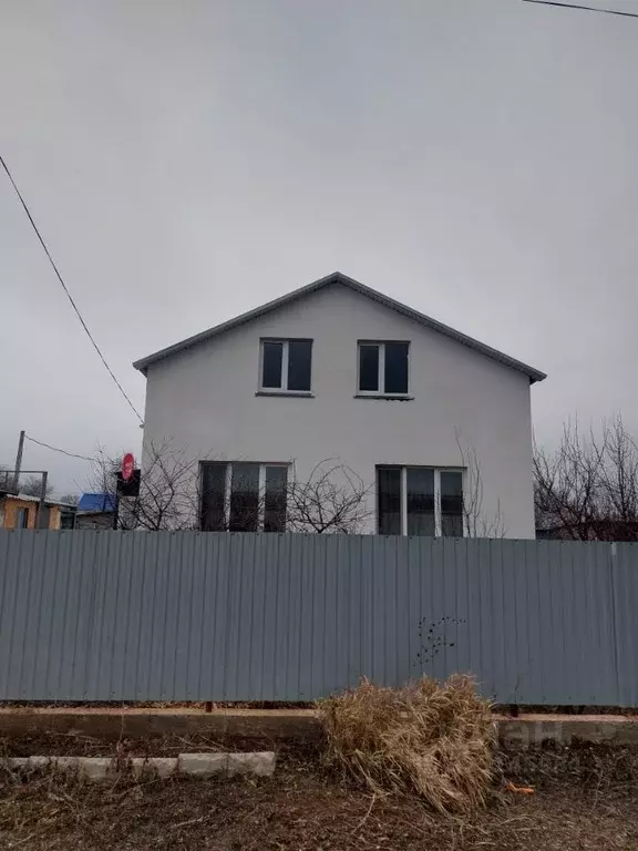 Дом в Оренбургская область, Соль-Илецкий муниципальный округ, с. ... - Фото 1