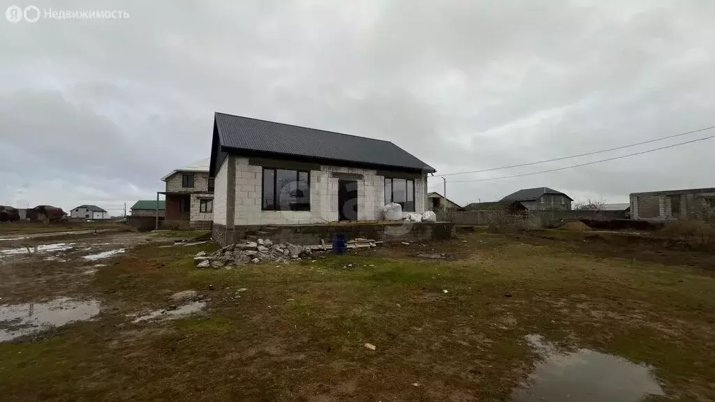 Дом в село Богатырёвка, Строительная улица (92 м) - Фото 2