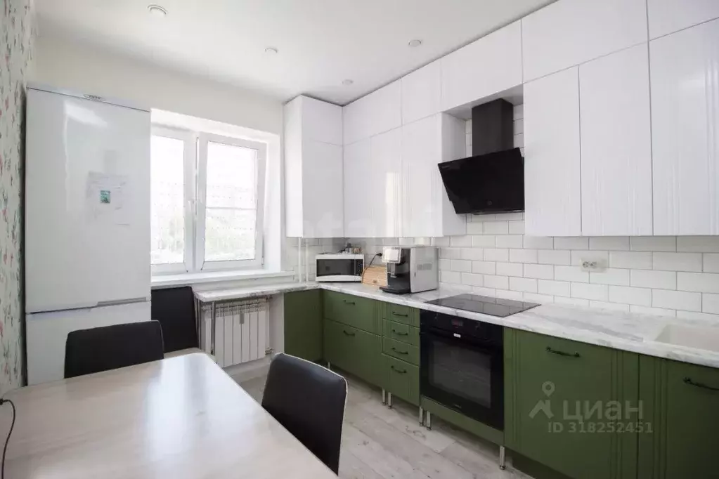 2-к кв. Калужская область, Калуга бул. Солнечный, 8 (53.7 м) - Фото 1