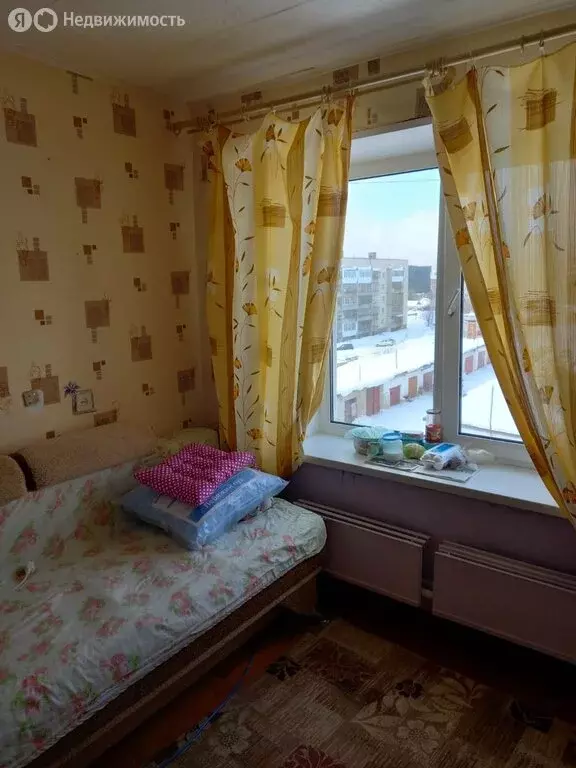 3-комнатная квартира: Полевской, улица Бажова, 11 (59 м) - Фото 0