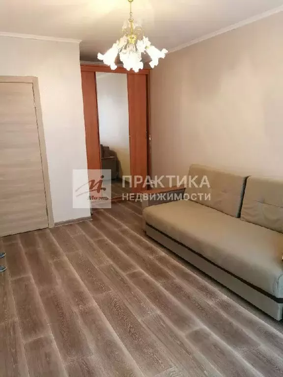 Продается 2-комнатная квартира - Фото 1