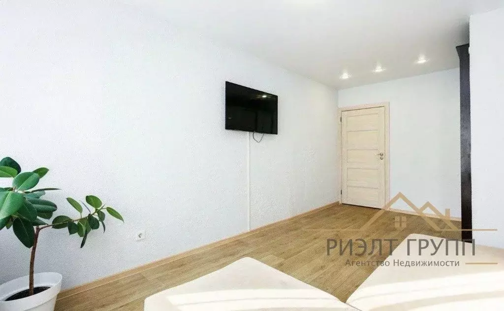 2-к кв. Татарстан, Казань ул. Нариманова, 45 (49.0 м) - Фото 2