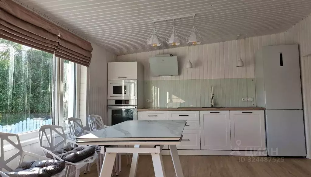 Дом в Карелия, Медвежьегорский муниципальный округ, д. Побережье, ... - Фото 1