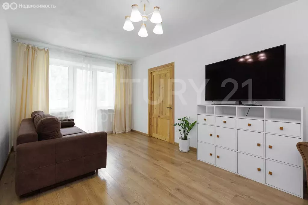 2-комнатная квартира: Калининград, улица Каштановая Аллея, 172 (44 м) - Фото 0