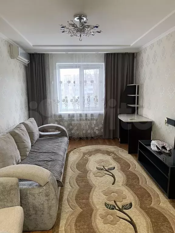 2-к. квартира, 50 м, 4/9 эт. - Фото 0