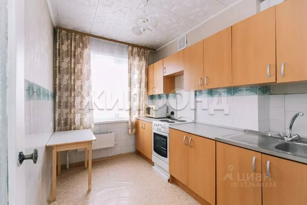 2-к кв. Новосибирская область, Новосибирск ул. Доватора, 13 (46.2 м) - Фото 1