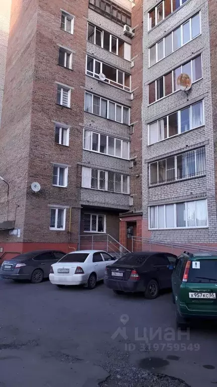 3-к кв. Омская область, Омск Мельничная ул., 91 (76.5 м) - Фото 1