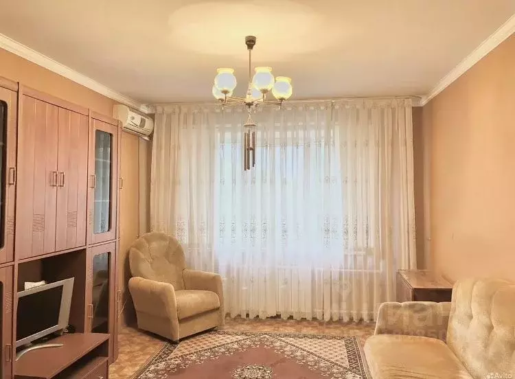 3-к кв. Оренбургская область, Оренбург просп. Гагарина, 25/4 (65.0 м) - Фото 1