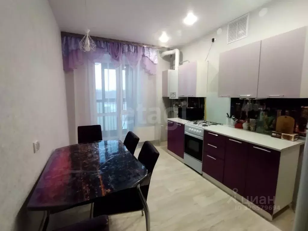 2-к кв. Татарстан, с. Высокая Гора ул. Егорова, 2 (48.4 м) - Фото 1