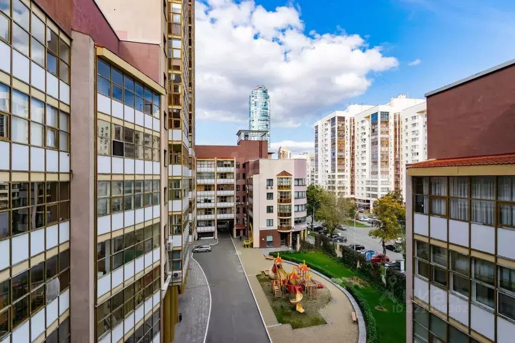 3-к кв. Свердловская область, Екатеринбург ул. Белинского, 32 (114.0 ... - Фото 1